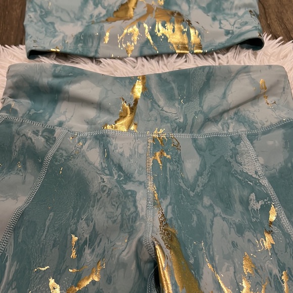 2 piece workout outfit!!! - Picture 3 of 6